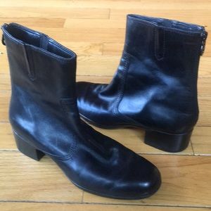 Etienne Aigner black leather boot 8 1/2 Preowned